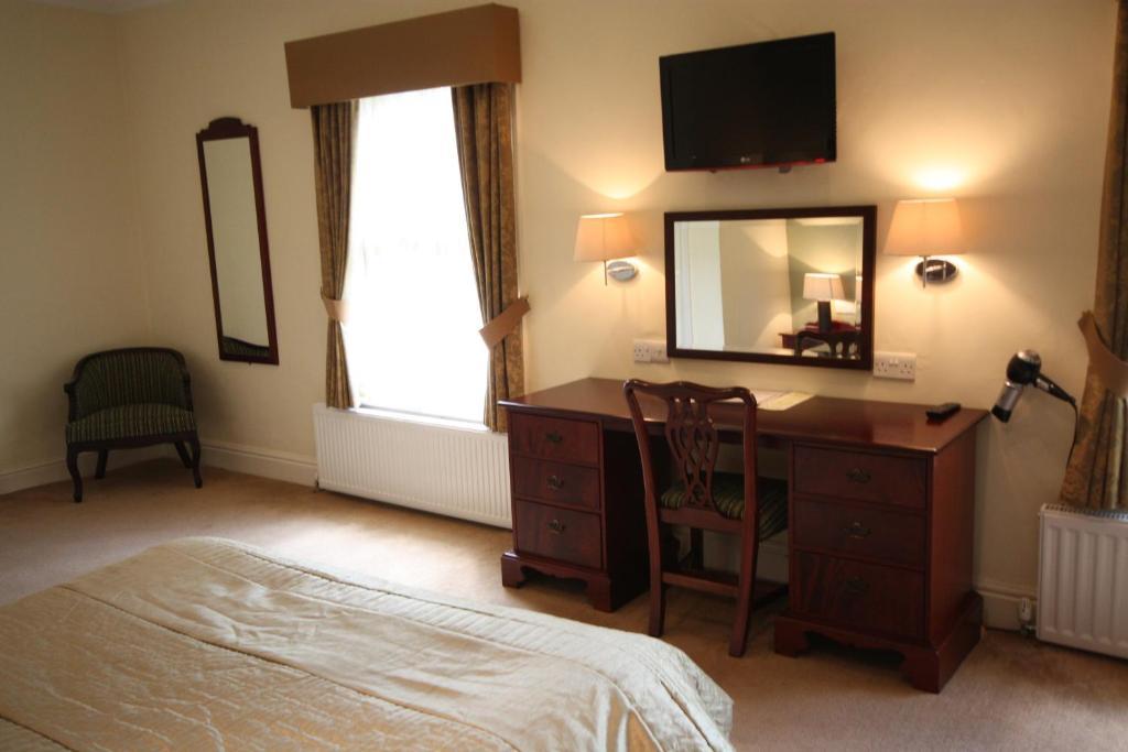 The Dibbinsdale Inn Бромборо Номер фото