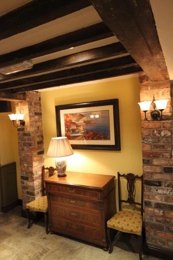 The Dibbinsdale Inn Бромборо Экстерьер фото